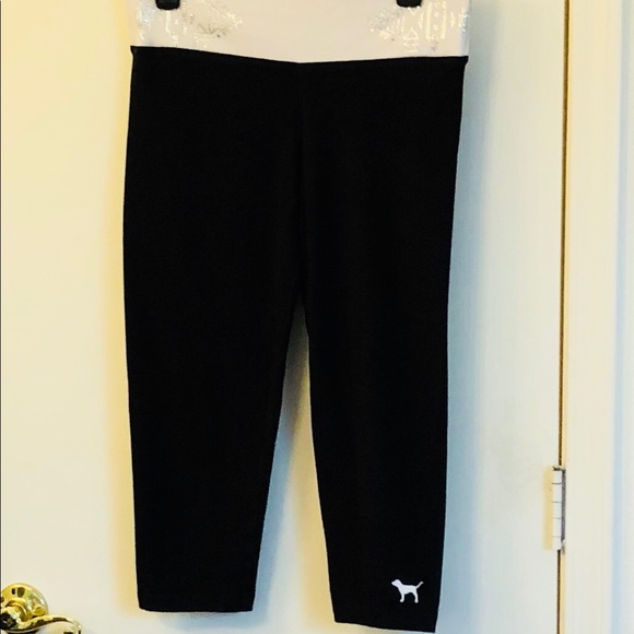 PINK Victoria's Secret Pants - Pink Yoga Capri